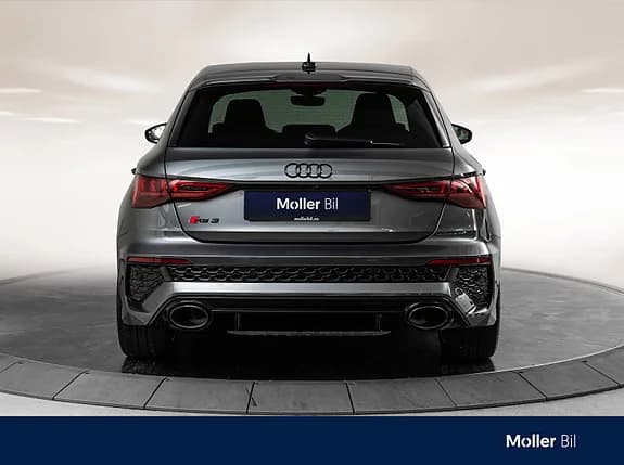 Audi RS3 Sportback quattro 4