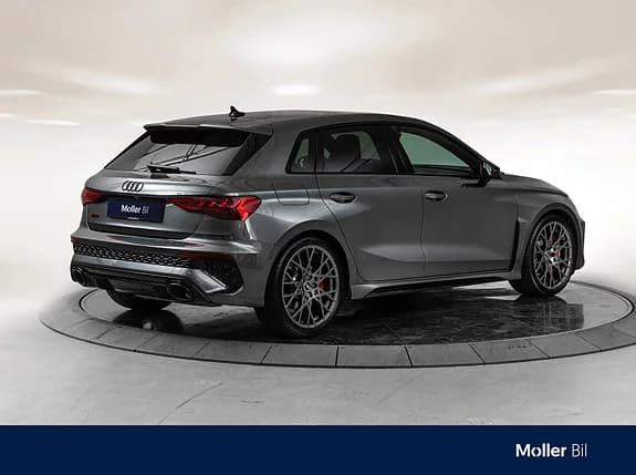 Audi RS3 Sportback quattro 2