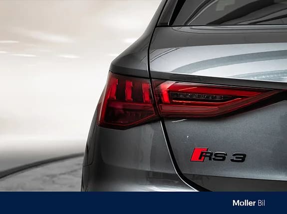 Audi RS3 Sportback quattro 9