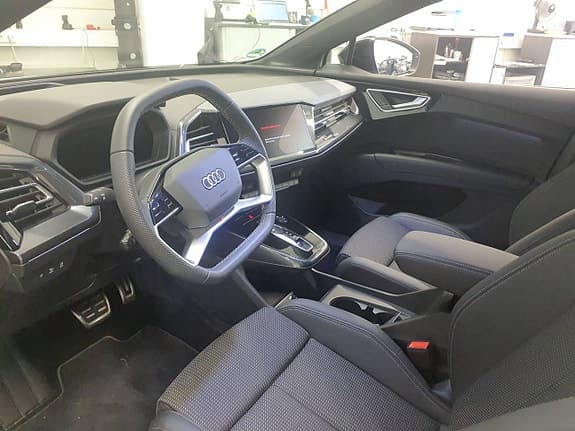 Audi Q4 e-tron 45 quattro edition S line - Flex lease 10