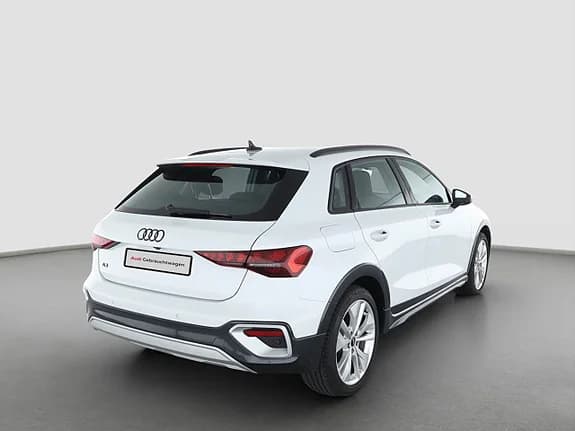 Audi A3 allstreet TFSI e 204 hk S tronic 130 km WLTP 11
